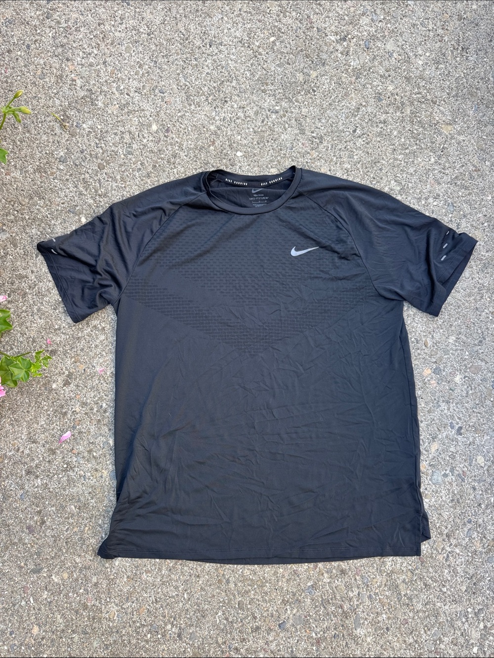 Nike Men's Black Dri-FIT ADV Stride Performance Short Sleeve Shirt